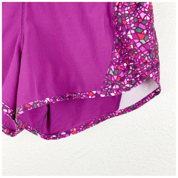 Lululemon Real Quick Short in Regal Plum / Paradise Camo Multi Size 6 - Picture 7 of 11